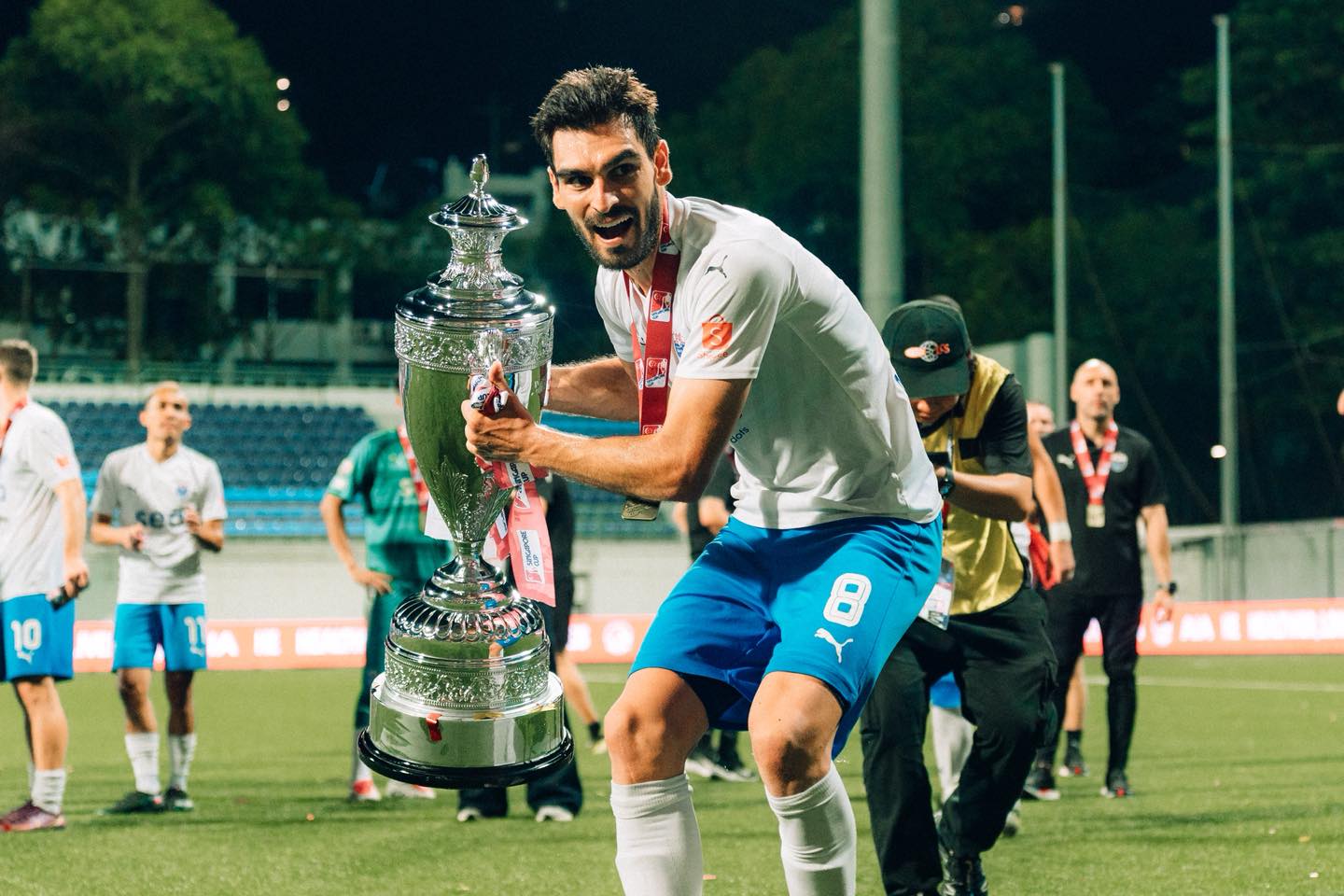 Mirandelense Rui Pires conquista Taça de Singapura e faz a “dobradinha” 