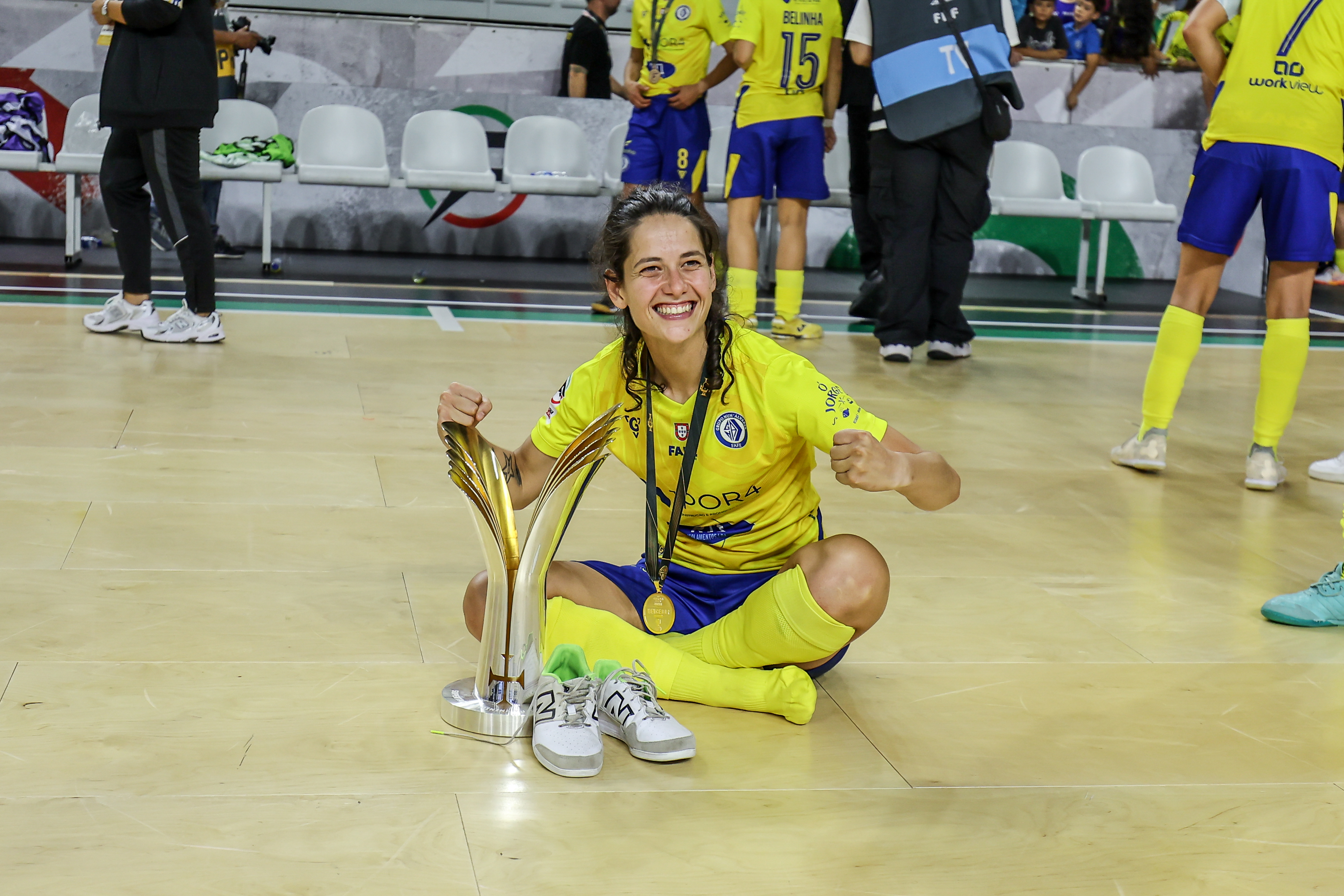GCR Nun’Álvares da mirandelense Kaká conquista Supertaça Feminina de Futsal 